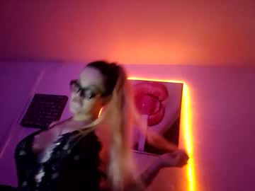 Lunajade9 February 10, 2025 Chaturbate stream image