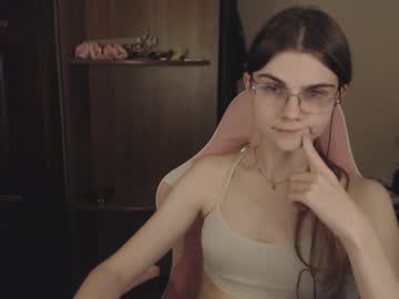 Peralez_F February 11, 2025 Chaturbate stream image