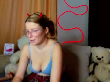 Evasunshine18 February 11, 2025 Chaturbate stream image