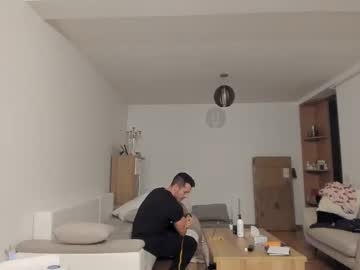 Roberto4ever February 11, 2025 Chaturbate stream image