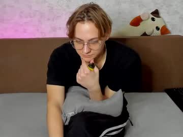Mike_Bd18 February 11, 2025 Chaturbate stream image