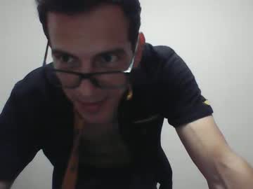 Fernisantos February 12, 2025 Chaturbate stream image