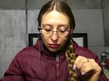 Little_Devil_Diablita90 February 12, 2025 Chaturbate stream image