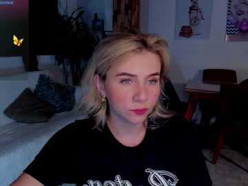 Melodypetitex February 12, 2025 Chaturbate stream image