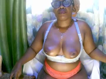 Beautifulpeach2 February 12, 2025 Chaturbate stream image
