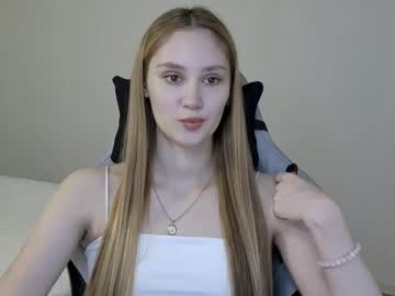 Laylla001 February 12, 2025 Chaturbate stream image