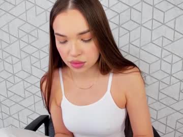 Evapaw February 12, 2025 Chaturbate stream image