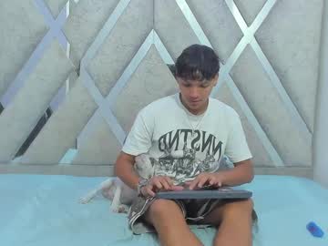 Russell_Bennett February 12, 2025 Chaturbate stream image