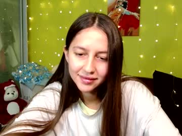 Dinafrittz February 12, 2025 Chaturbate stream image