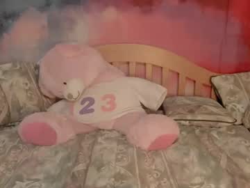 Alyssaasianpersuasion21 February 12, 2025 Chaturbate stream image