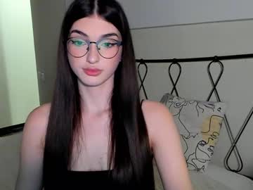 Leila_4ever February 12, 2025 Chaturbate stream image