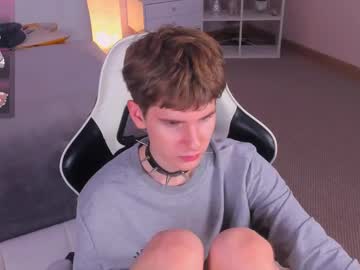 Yooung_Kitten February 12, 2025 Chaturbate stream image