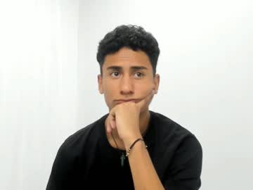 Leonaard_ February 13, 2025 Chaturbate stream image