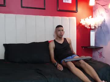 Karola_And_Junior February 13, 2025 Chaturbate stream image