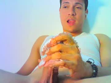 Yonat_ February 13, 2025 Chaturbate stream image