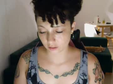 Merida__Freckles February 14, 2025 Chaturbate stream image