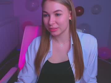 Emilia_Ilia February 14, 2025 Chaturbate stream image
