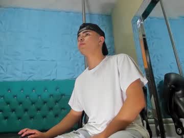 Lianfoxxx February 14, 2025 Chaturbate stream image