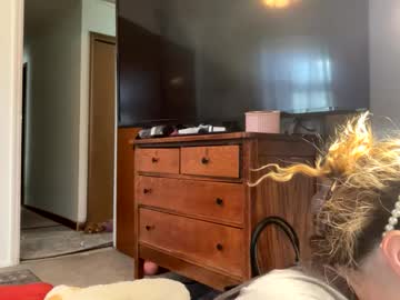 Maroon_Moon February 14, 2025 Chaturbate stream image