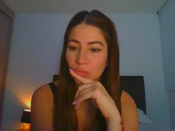 _Violeta_White_ February 14, 2025 Chaturbate stream image