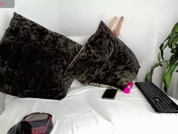 Hiilarydoll_ February 15, 2025 Chaturbate stream image
