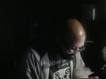 Un_Dress_Me February 15, 2025 Chaturbate stream image