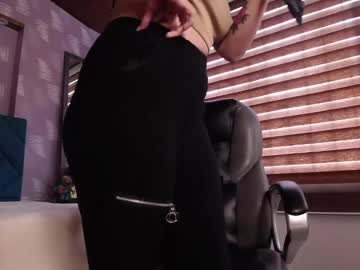 Moony_14 February 15, 2025 Chaturbate stream image