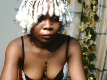 Thepetitequeeen February 15, 2025 Chaturbate stream image