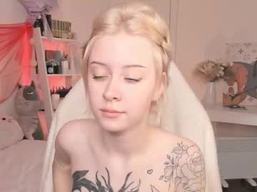 Sophiee_Lane stream photo from February 16, 2025