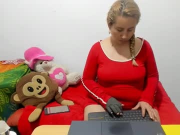 Luna_Fantasstic February 16, 2025 Chaturbate stream image