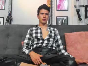 Dom2traveler February 16, 2025 Chaturbate stream image