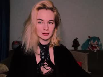 Carinfox February 17, 2025 Chaturbate stream image