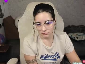 Moonwoman_ stream photo from February 17, 2025