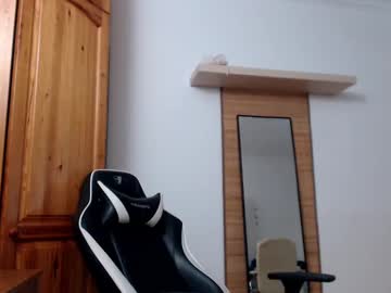 Blondyelena February 17, 2025 Chaturbate stream image
