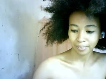 Xenna610827 February 17, 2025 Chaturbate stream image