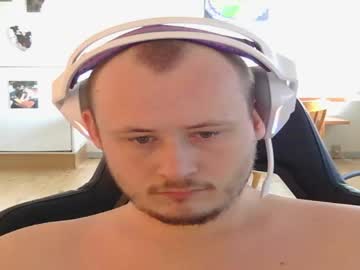 Danishbussy stream photo from February 17, 2025