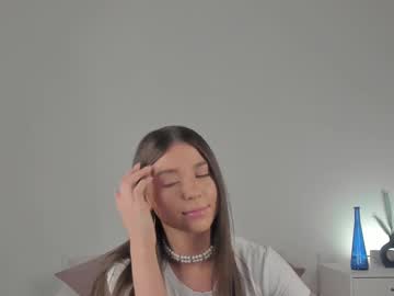Violetta_Finch February 17, 2025 Chaturbate stream image