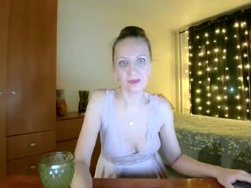 Queen_Vv February 17, 2025 Chaturbate stream image