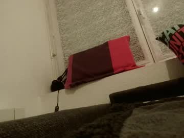 Emilly_Elli February 17, 2025 Chaturbate stream image