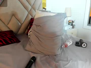 Vahiolet_Fuentes February 17, 2025 Chaturbate stream image