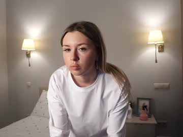 Elenecooling February 17, 2025 Chaturbate stream image