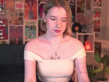 Red_Queeen February 18, 2025 Chaturbate stream image