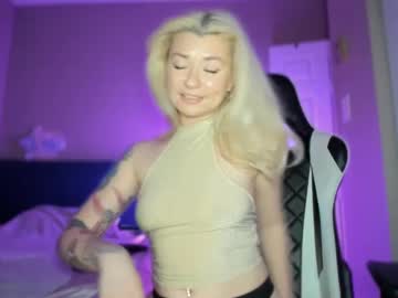 1snow_Bunny February 18, 2025 Chaturbate stream image