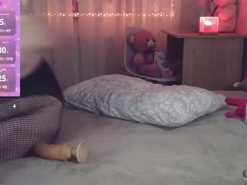 Angelinaglam February 18, 2025 Chaturbate stream image