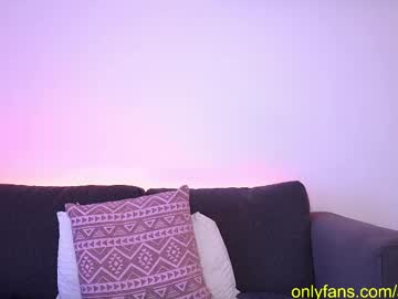 Ady_W_O_W February 18, 2025 Chaturbate stream image