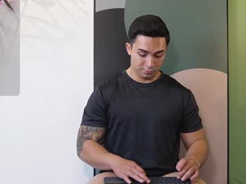 Hunk_Ryan February 18, 2025 Chaturbate stream image