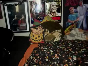 Drippingxgore420 February 18, 2025 Chaturbate stream image