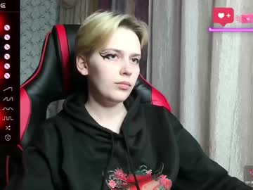 Yang1004 February 18, 2025 Chaturbate stream image