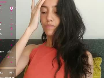 Innocentlatiina February 18, 2025 Chaturbate stream image
