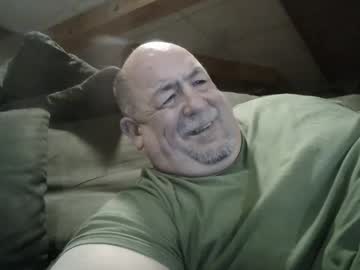 Hotandhornyxxx1 February 18, 2025 Chaturbate stream image
